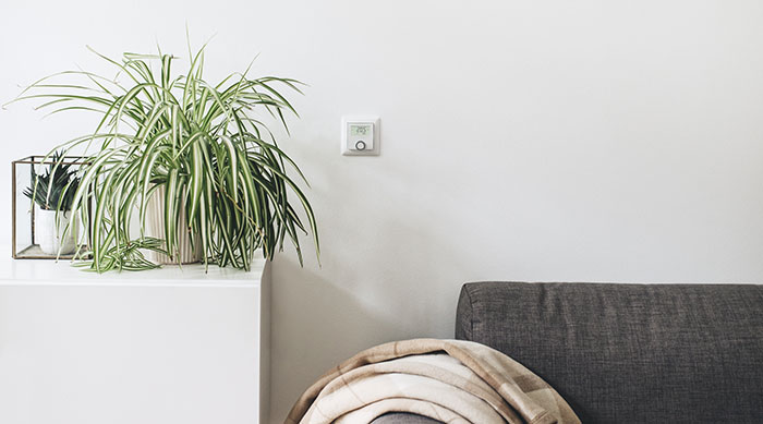 bosch-smart-home-raumthermostat-wohnzimmer