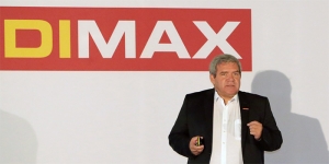 Friedrich Sobol eröffnet die MEDIMAX Unternehmertagung 2021 mit einem Rück- und Ausblick zur Entwicklung der Franchise-Fachmarktlinie