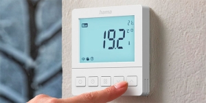 Smartes Fußbodenheizungs-Thermostat für den Einbau unter Putz